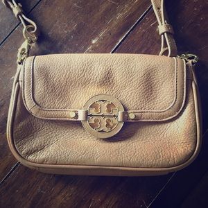 Tory Burch tan crossbody purse